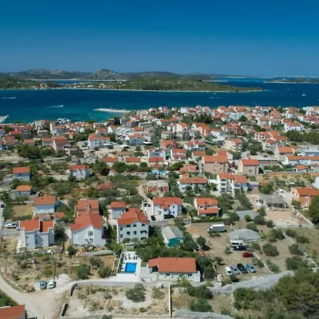Divna Vodice-srima * Srima
