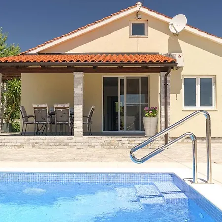 Divna Vodice-srima Srima