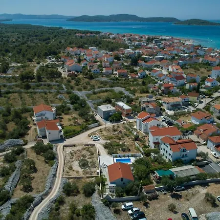 Divna Vodice-srima *